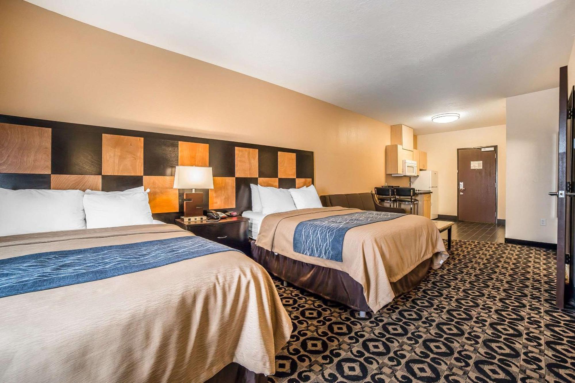 Comfort Inn Ballard-Roosevelt Exterior photo