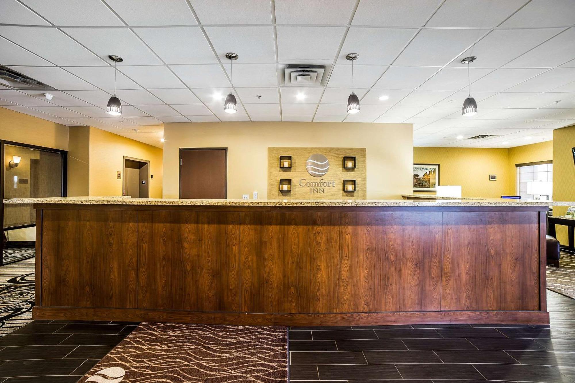 Comfort Inn Ballard-Roosevelt Exterior photo
